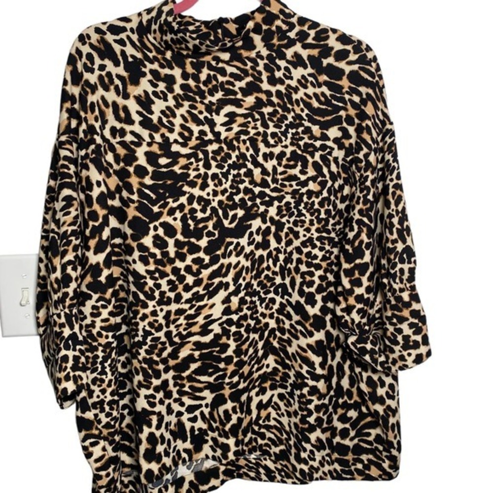 Zara Woman XXL Leopard Turtle Neckline Bubble Sleeve